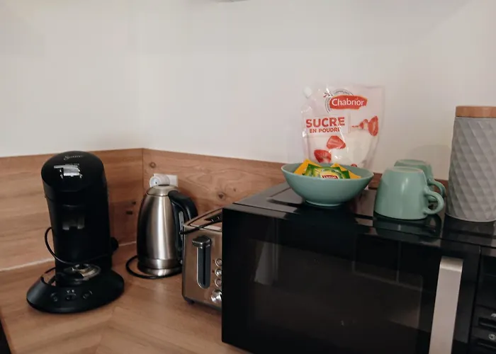 Les Studios De La Gare Linge Cafe The Inclus Wifi
