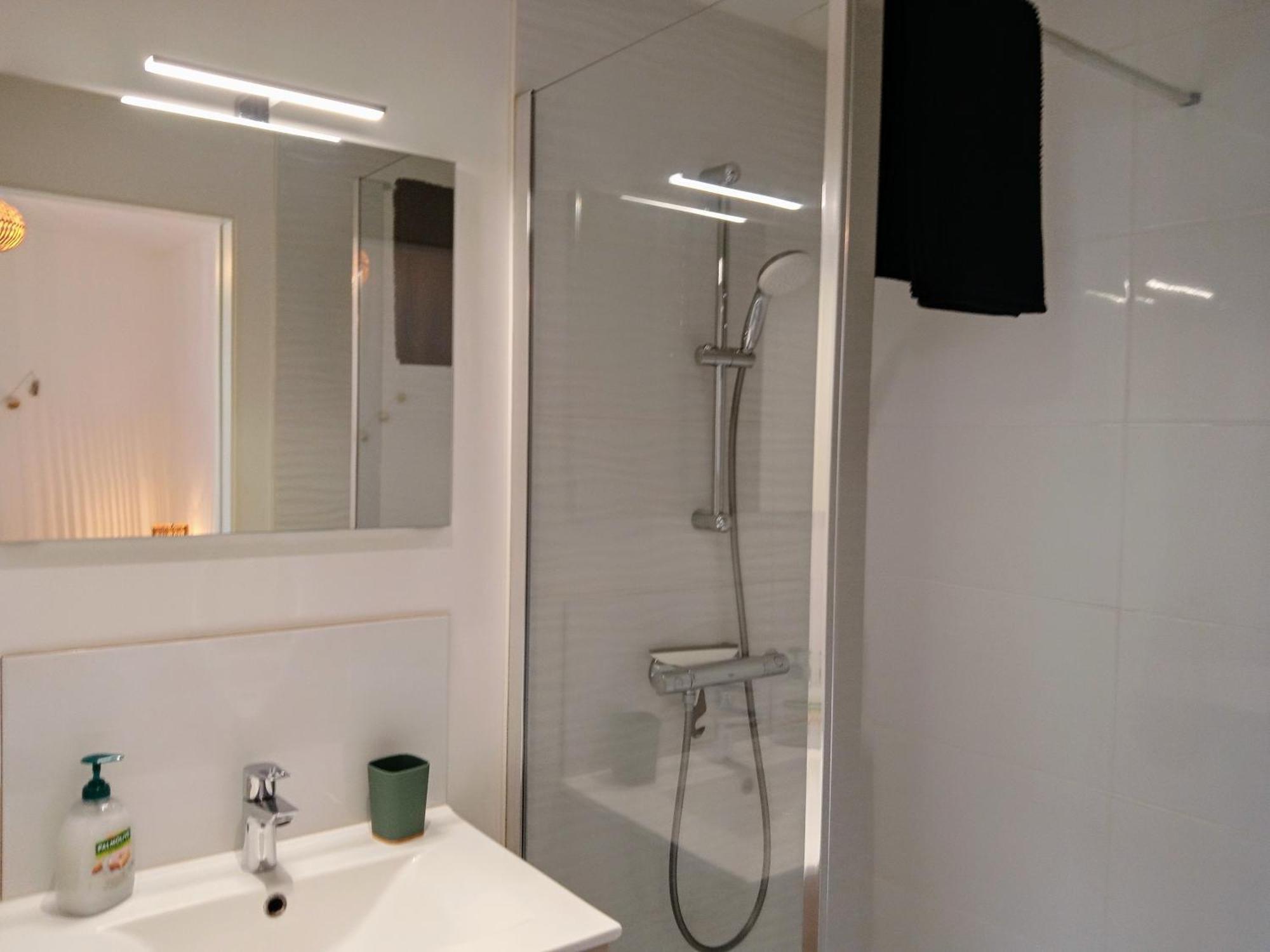 Les De La Gare Linge Cafe The Inclus Wifi Appartement *